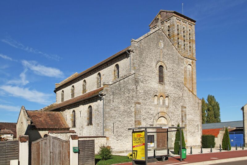 ملف:Maison-Rouge FR77 eglise IMG7964.jpg