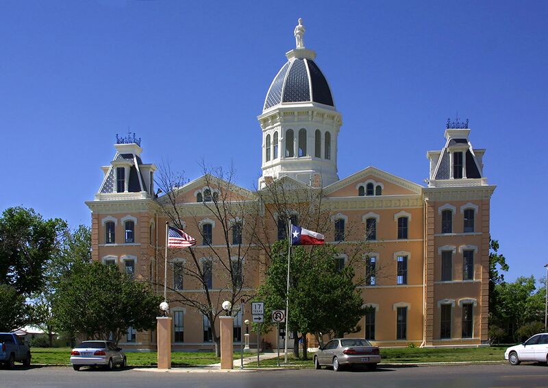 ملف:Marfa courthouse.jpg