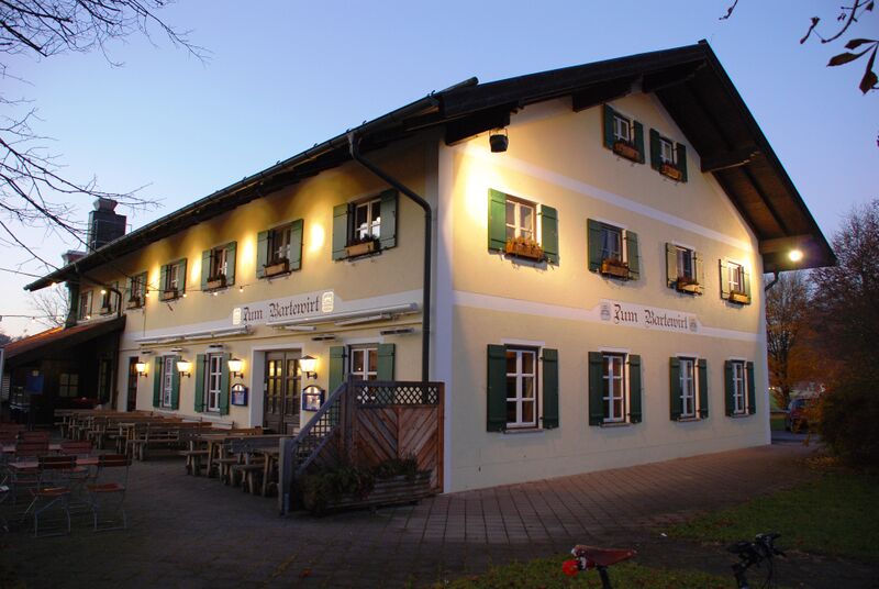 ملف:Valley Kreuzstraße Gasthaus.JPG
