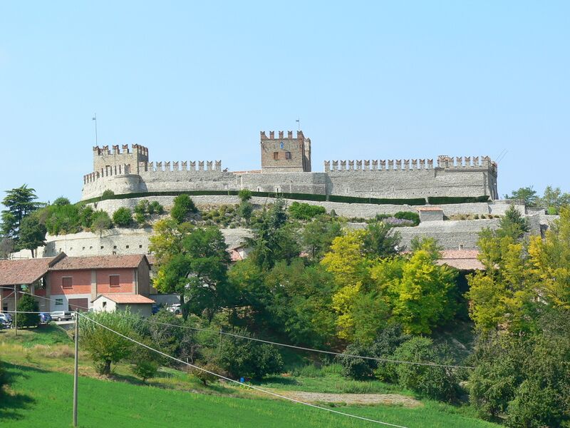 ملف:Castello di Montesegale.JPG