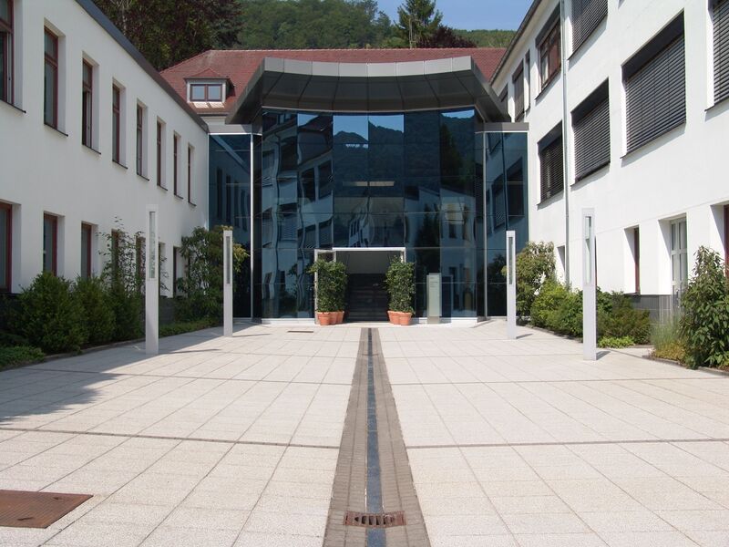 ملف:Leitz Firmenzentrale.JPG