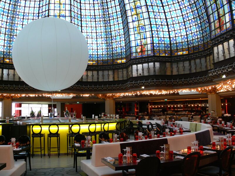 ملف:Paris Printemps restraurant.jpg