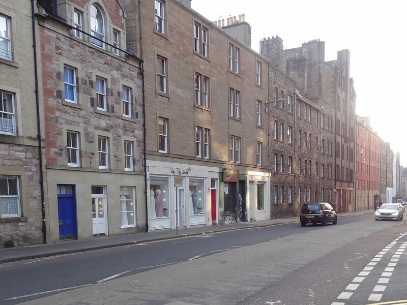 ملف:Edinburgh, 27-29 Buccleuch Street.jpg