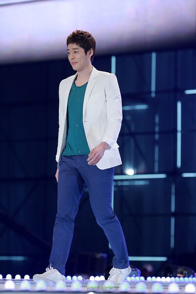 ملف:Seo Ji-Seok.jpg