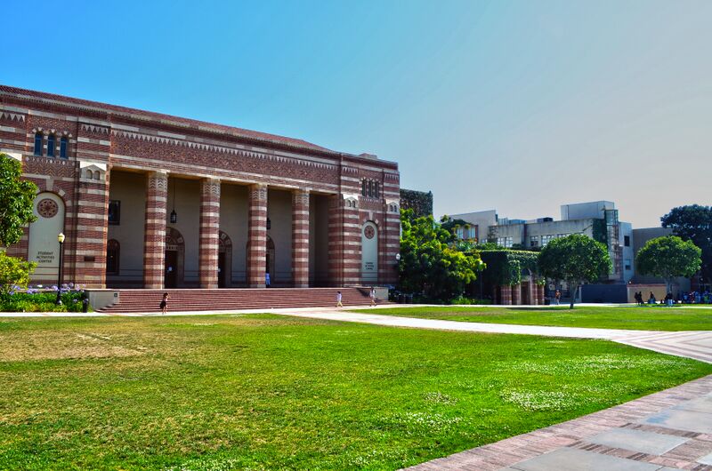 ملف:UCLA Student Activities Center.JPG
