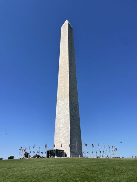 ملف:Washington Monument 2022.jpg