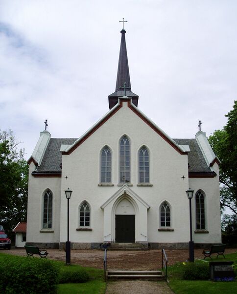 ملف:Fyrunga church.JPG