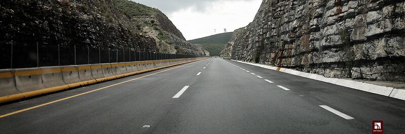 ملف:Mty - Laredo MFH85.jpg