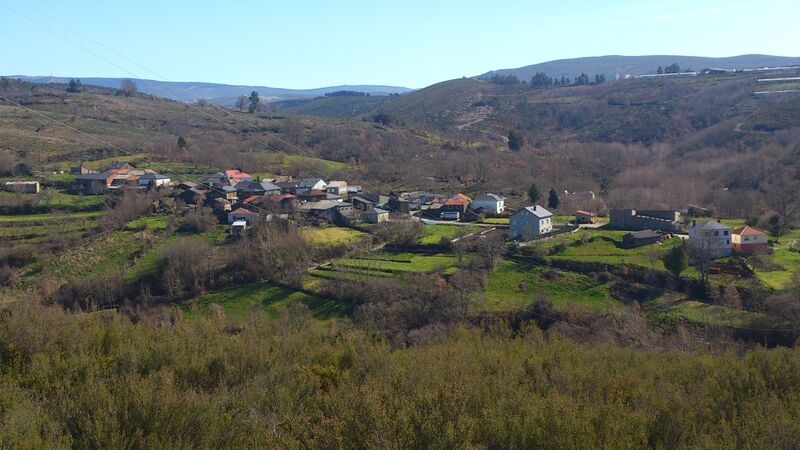 ملف:Vista general de erosa.jpg