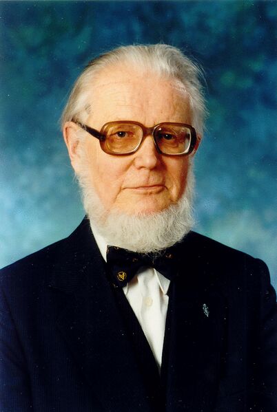 ملف:Juhan Ross.jpg