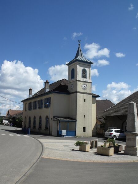 ملف:Raynans - Ecole.JPG