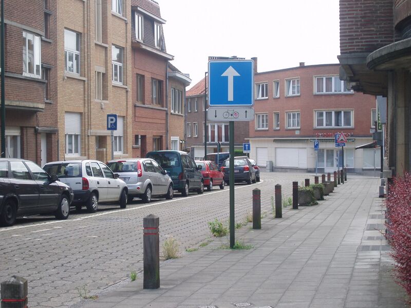 ملف:Rue du Moulin-a-Papier.JPG