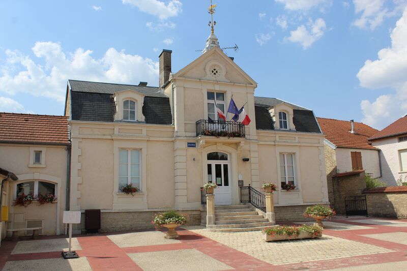 ملف:Villiers-le-Sec Mairie.jpg
