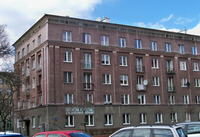 ملف:Warszawa białobrzeska 21.jpg