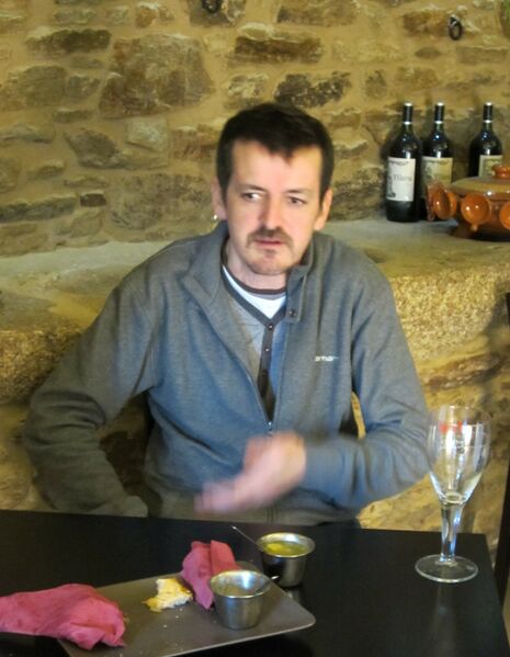 ملف:4f4b593eb6108-Rubén ruibal.jpg