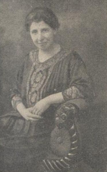 ملف:Emmy Belinfante.jpg