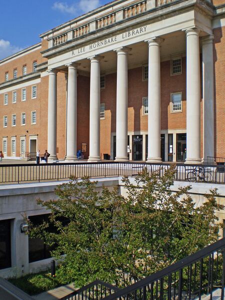 ملف:UMD Hornbake Library.JPG