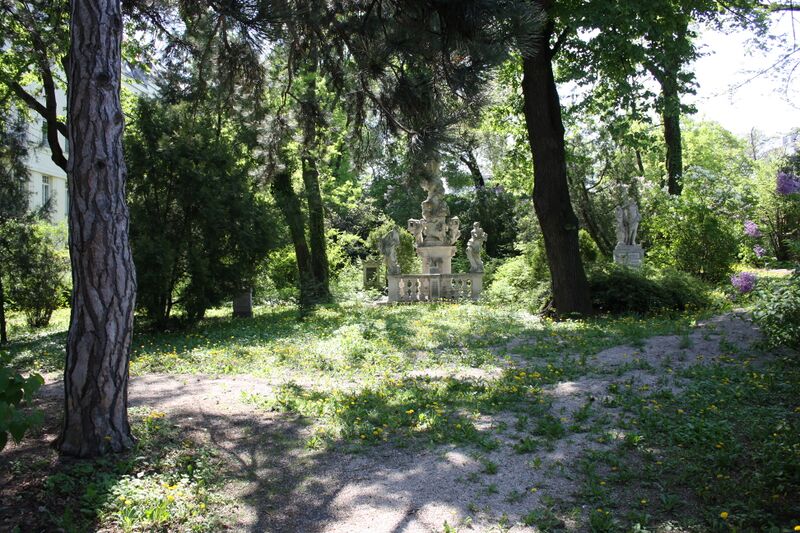 ملف:Schubertpark Währing 12.JPG