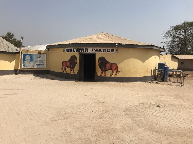 ملف:Gbewaa palace in Yendi.jpg