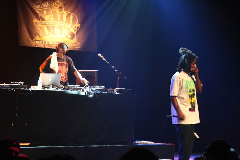 ملف:9th Wonder & Murs.jpg