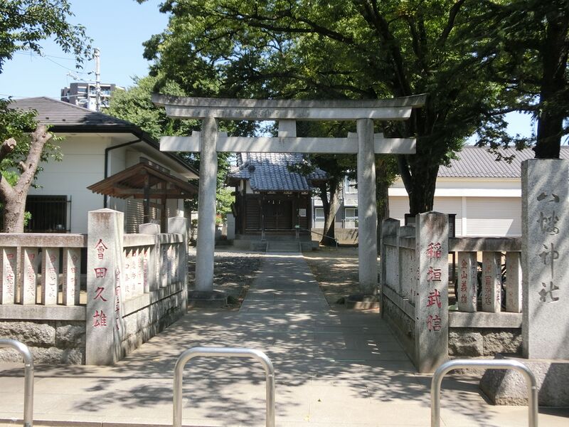 ملف:Kamakura Hachiman Jinja.JPG