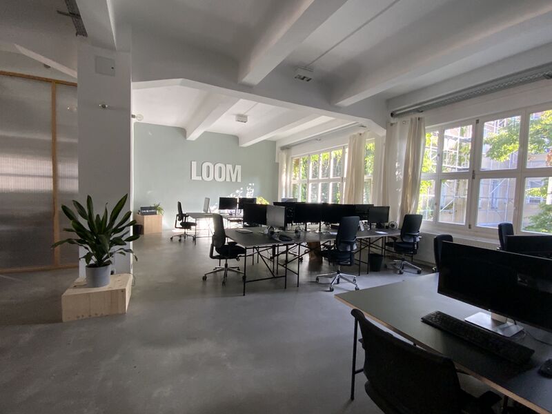 ملف:LOOM office workspaces.jpg