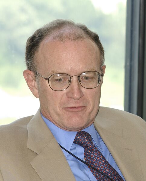 ملف:Michael Witherell 20030815.jpg