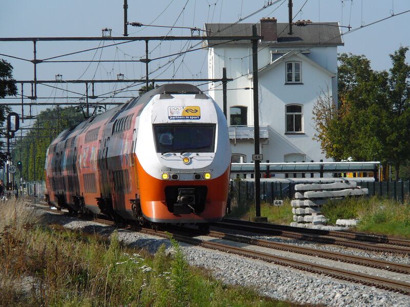 ملف:VIRM in kapelle-biezelinge.JPG