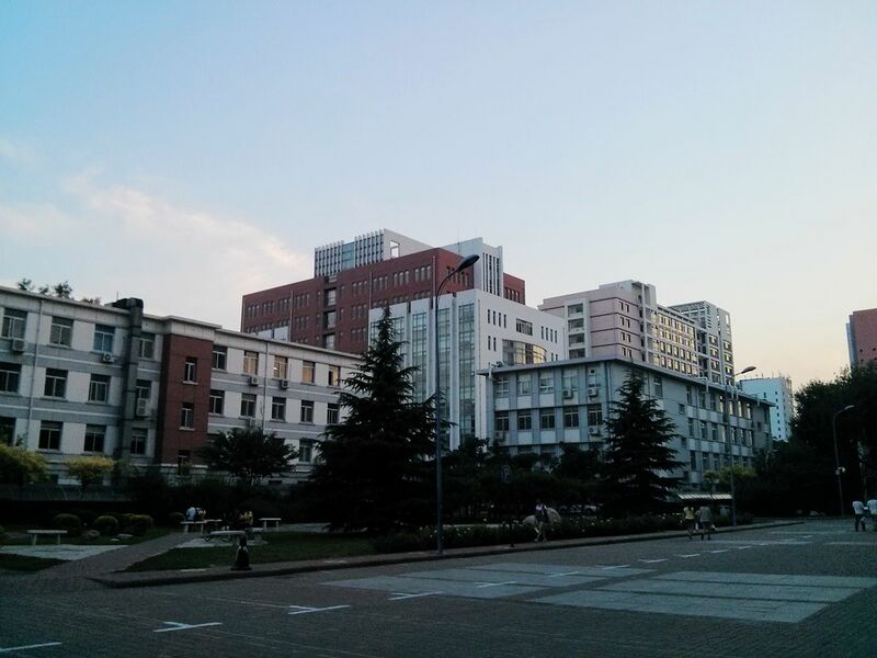 ملف:2014年6月天津医科大学校园.jpg
