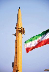 الصاروخ قيام-1.jpg