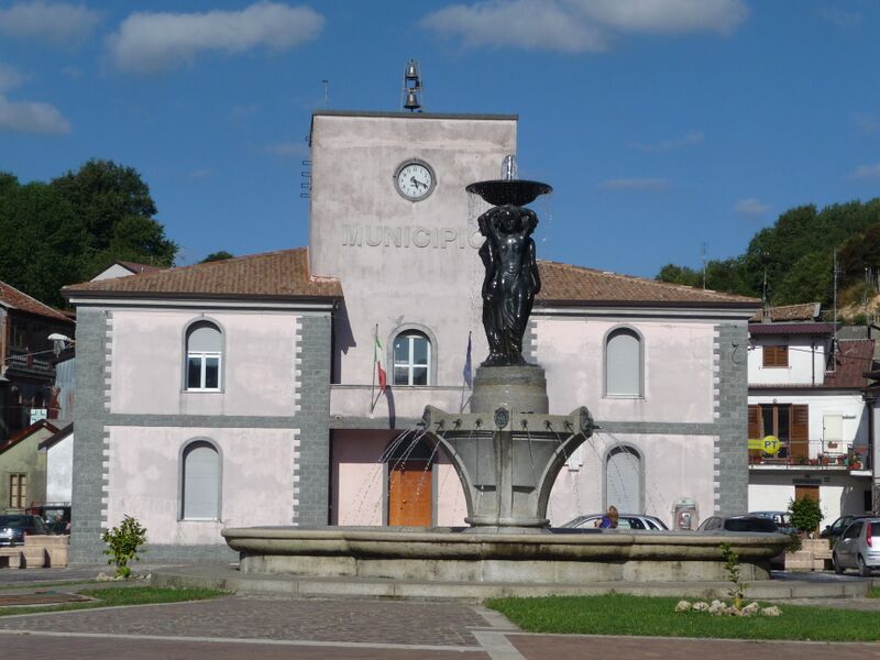 ملف:Comune di Brognaturo.JPG