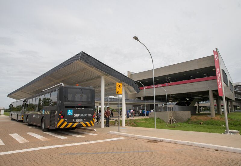 ملف:Estação Aeroporto–Guarulhos.jpg