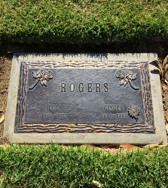 ملف:Ginger Rogers Grave.JPG