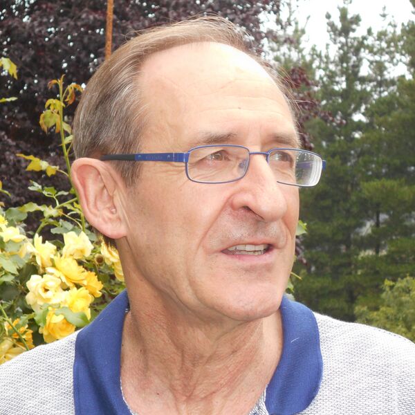 ملف:Iñaki Mendiguren (Sarah-Jane Turtle).jpg