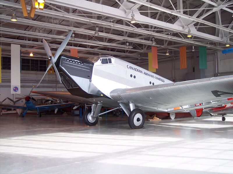 ملف:Junkers Ju-52 single-engine.JPG