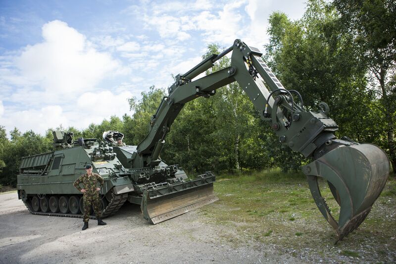 ملف:Kodiak breaktrough tank.jpg