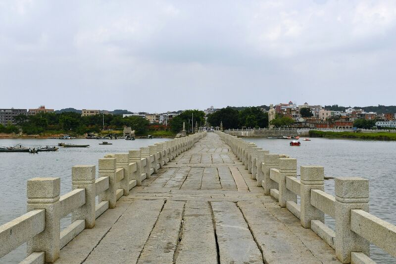 ملف:Luoyang Bridge plate 20170727.jpg