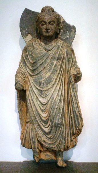 ملف:StandingBuddha.jpg