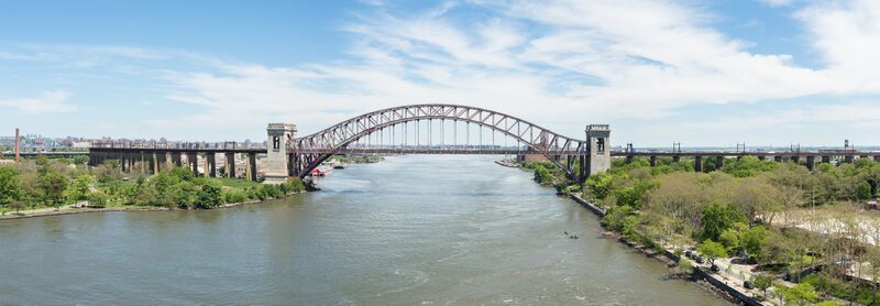 ملف:Hell Gate Bridge (84459)p.jpg