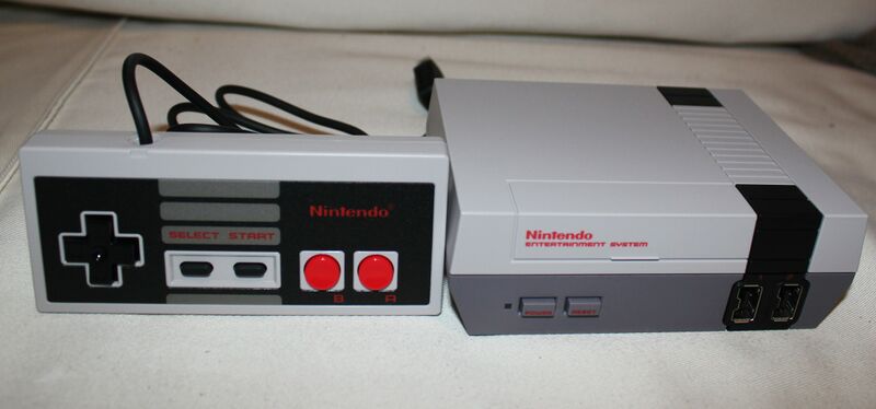 ملف:NCM Konsole mit Controller.jpg