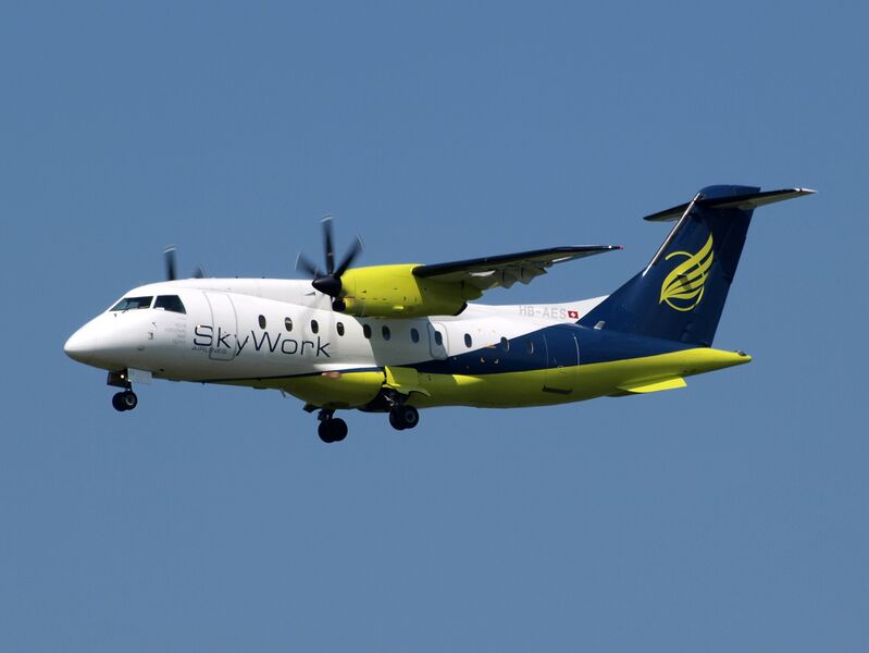 ملف:HB-AES SkyWork airlines.JPG