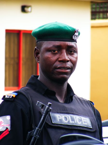 ملف:Mobile Policeman.jpg