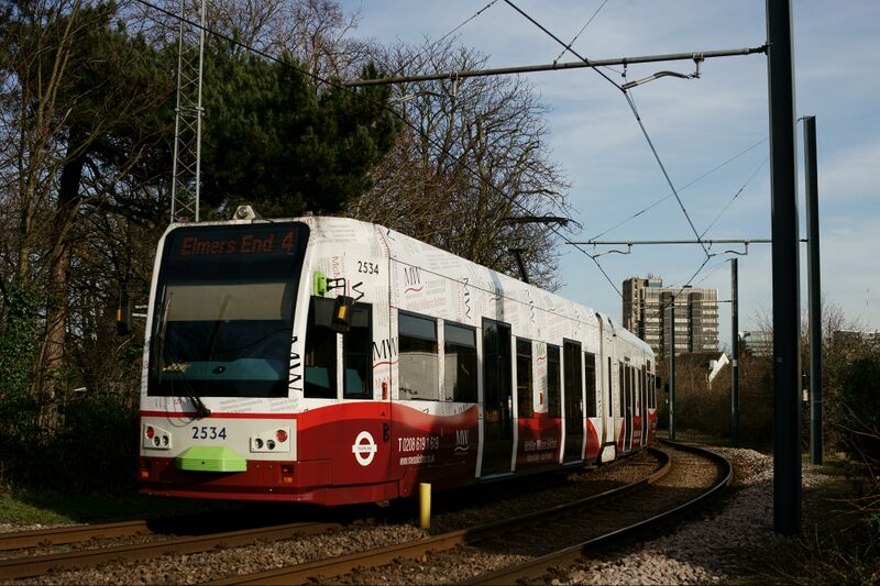 ملف:Tramlink (geograph 4380460).jpg