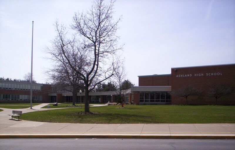 ملف:Ashland High School.JPG