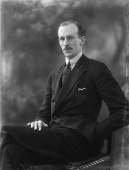 ملف:Basil Liddell Hart.jpg