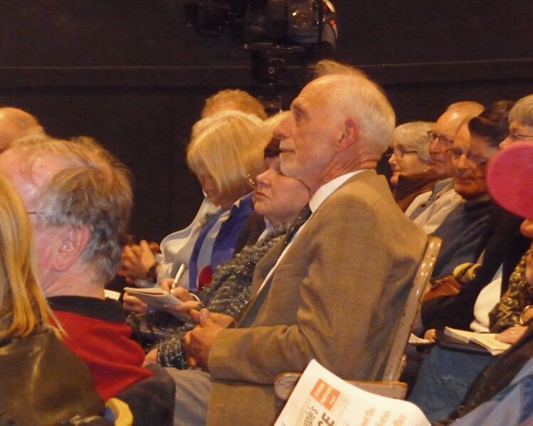 ملف:David Anderson April 2011.jpg