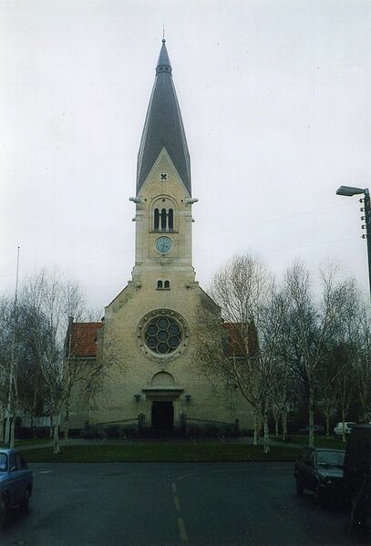 ملف:Hellerup Kirke 2007.jpg