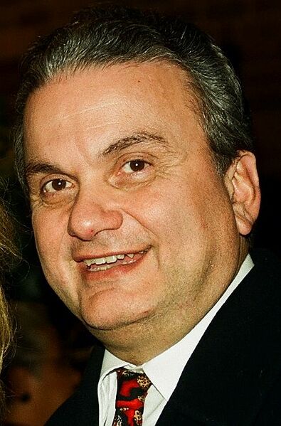 ملف:Steven Geppi 2000.jpg