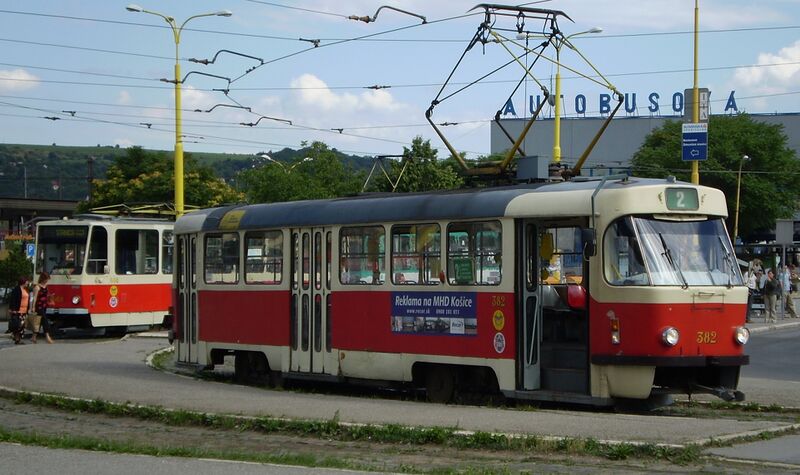 ملف:Trams in Košice.jpg