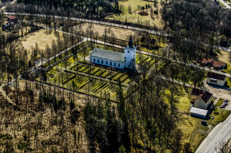 ملف:0495Hjälmseryds kyrka.jpg